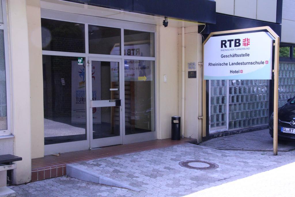 Rtb-Hotel - Sportschule Бергиш-Гладбах Экстерьер фото